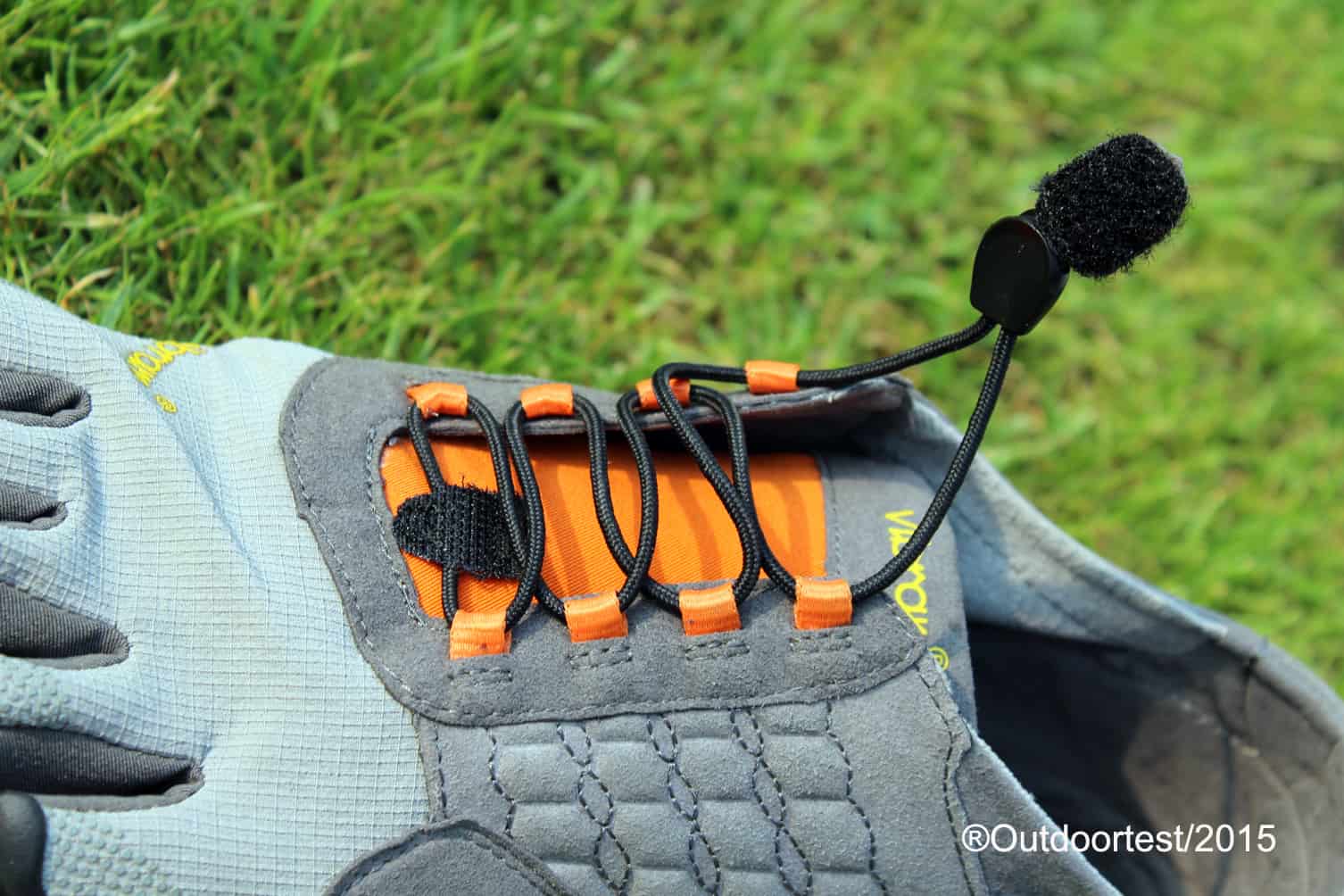 flat lacing system