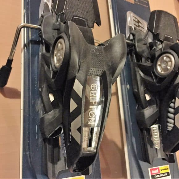 Attacco Marker Griffon 13 sullo sci Völkl 90EIGHT