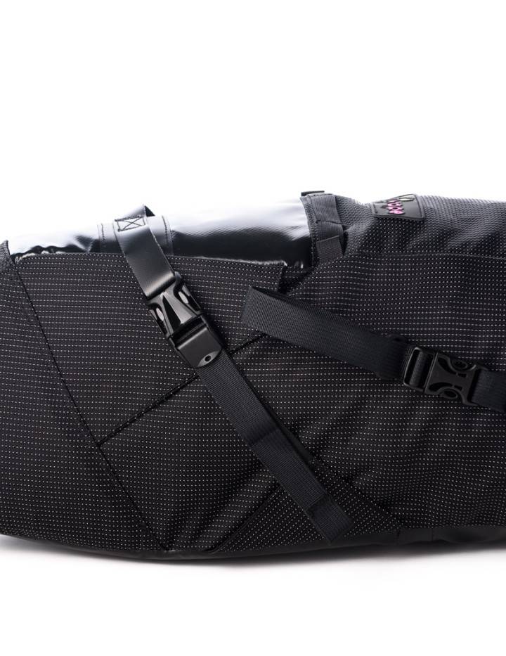 Dettaglio borsa da bici Miss Grape. Foto by Martino Vincenzi (http://www.martinovincenzi.com/)Foto by Martino Vincenzi (www.martinovincenzi.com)