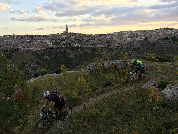 Bike adventure divide in Italia: Apulia Trail, Matera