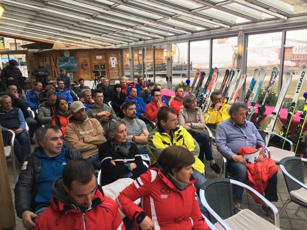 La platea dei 36 noleggiatotri al test