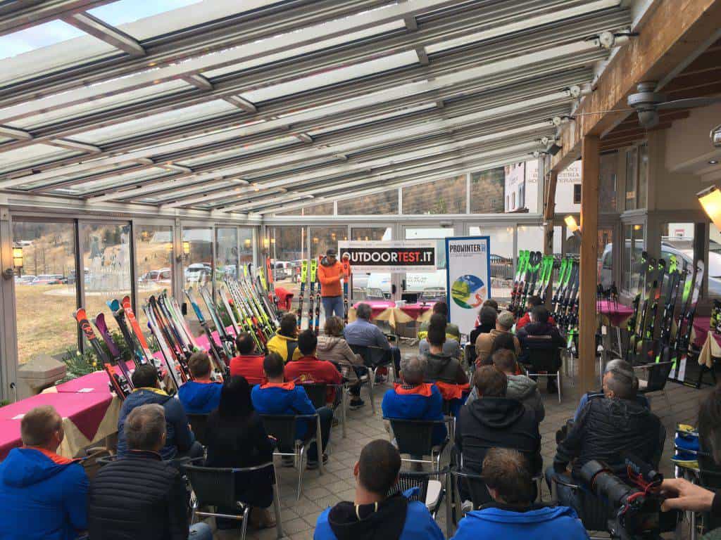 Le aziende illustrano i prodotti ai noleggiatori