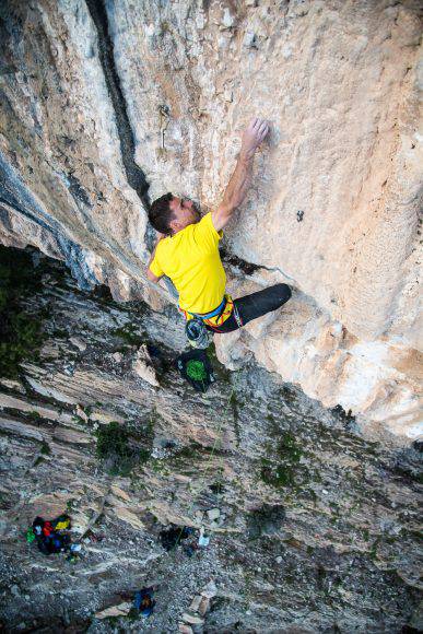 C.A.M.P. nuovo sponsor dei Ragni di Lecco - Andrea Ratti libera Pumping iron, Sardegna Ph. Riky Felderer)