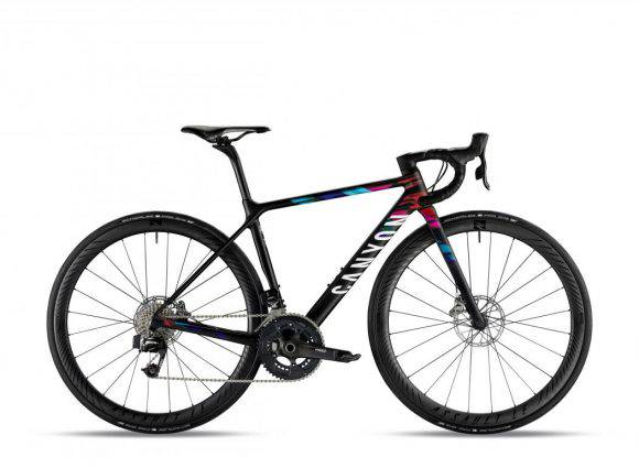 Ultimate WMN CF SLX Disc 8.0 Di2 by Canyon