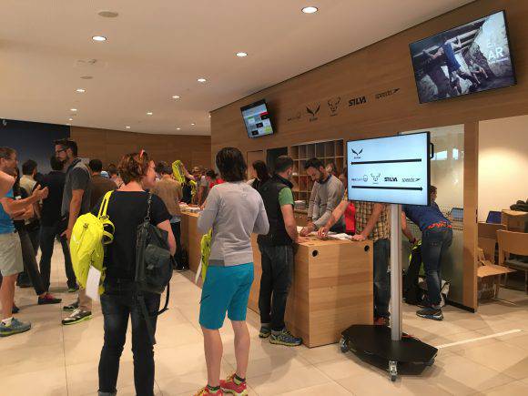 Il pubblico presente alla Brand Convention Oberalp Salewa