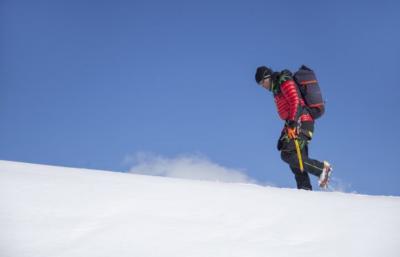 Marco Confortola al Kangchenjunga con Karpos