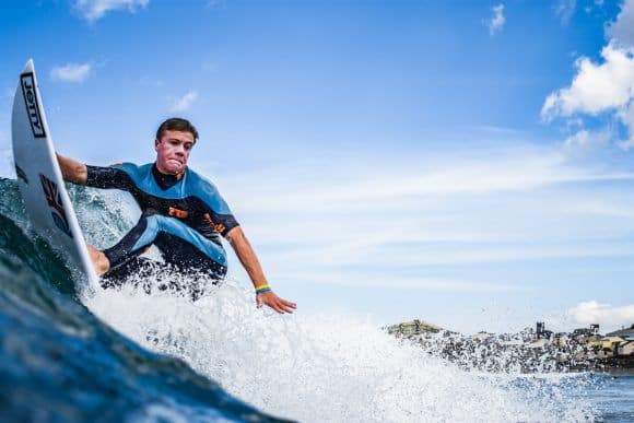 Surf da onda. Credits Franz Orsi