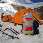 Campi alti sulla via di salita alla cima dell'Illimani