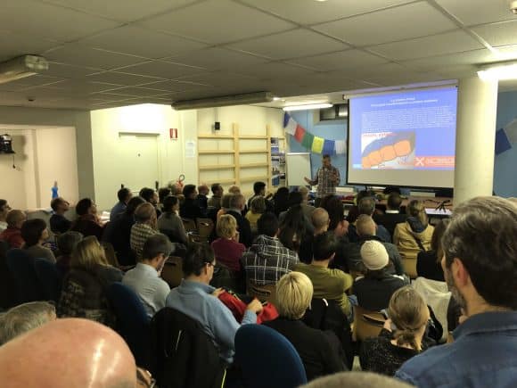 Sala gremita da oltre 80 appassionati
