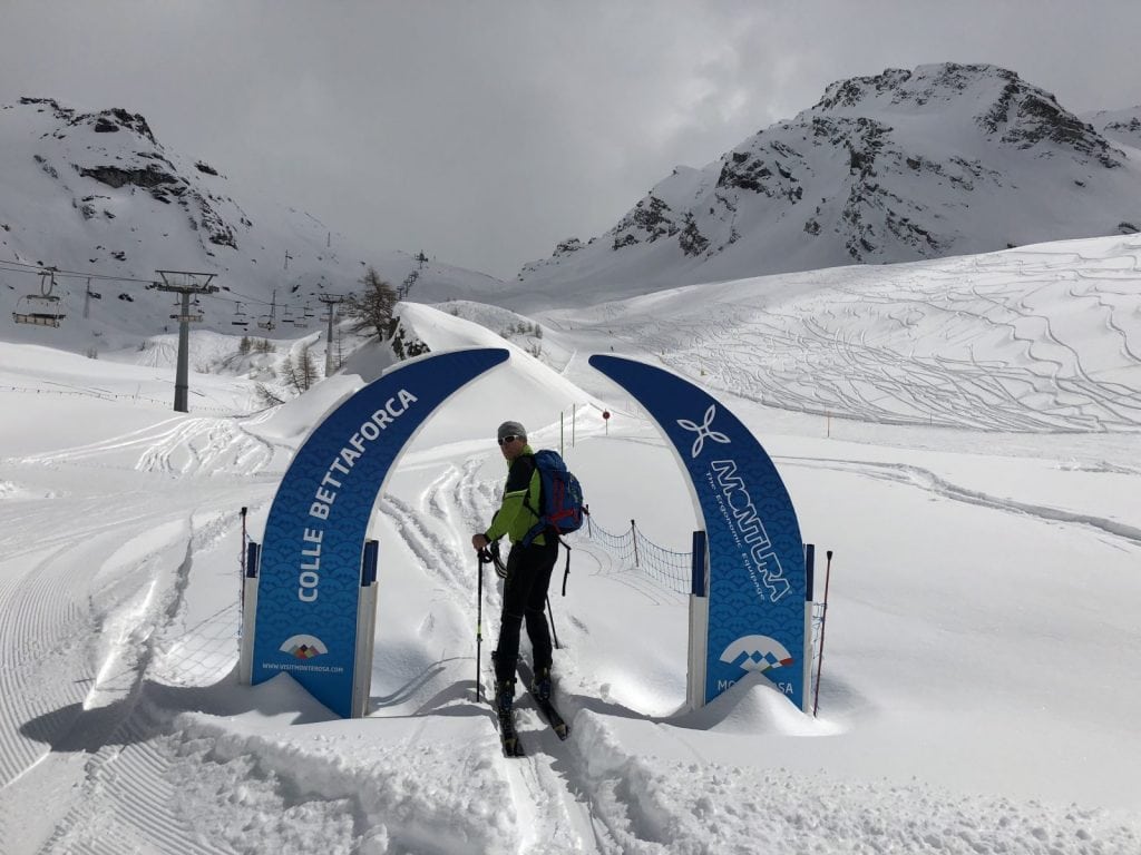 Partenza secondo tratto verso il Colle Bettaforca, sul percorso attrezzato da sci alpinismo Monterosa Ski/Montura.