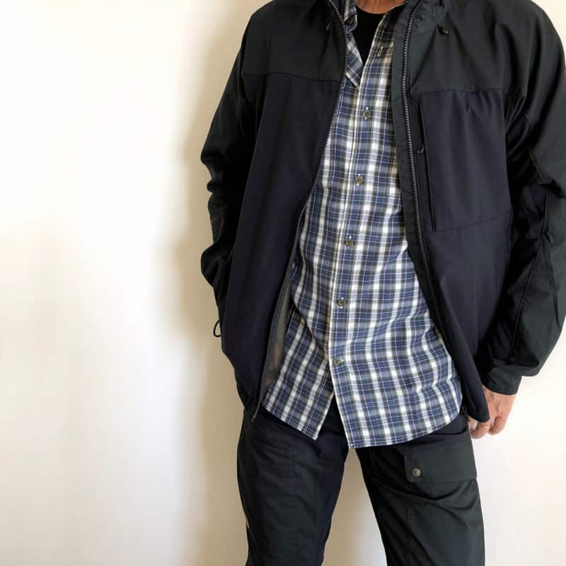 Fjällräven Abisko Midsummer Jacket, in abbinamento alla camicia