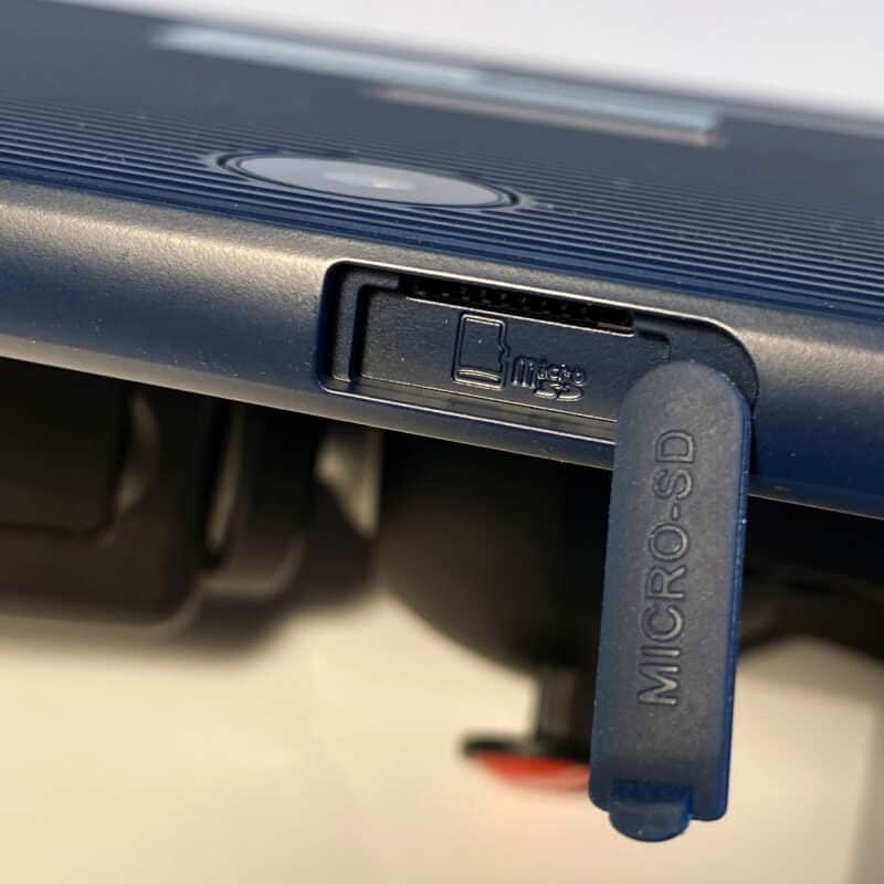 Acer Enduro Urban T1 Tablet Semi-rugged, lo slot per micro SD