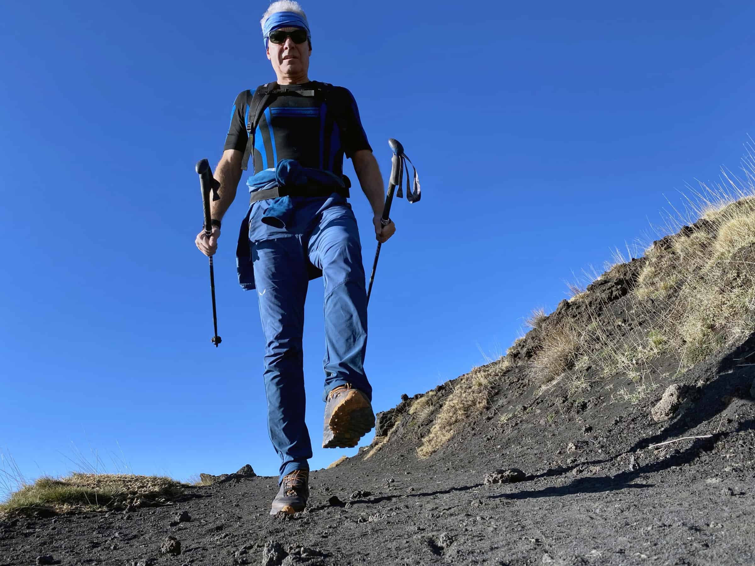 Il test della Aku Flyrock GTX prosegue con la lunga discesa fino al Rifugio Sapienza.