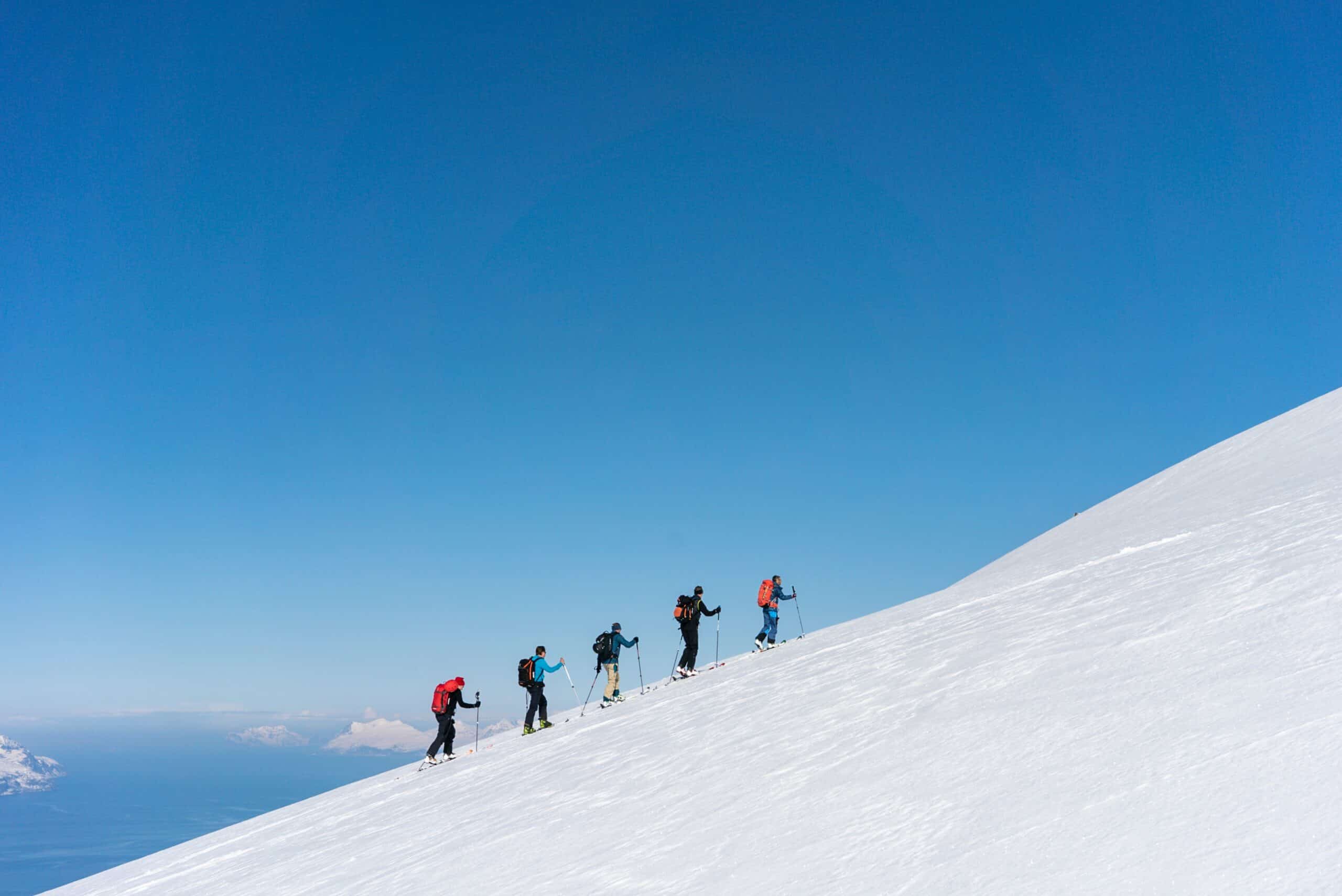 Scialpinisti in primavera