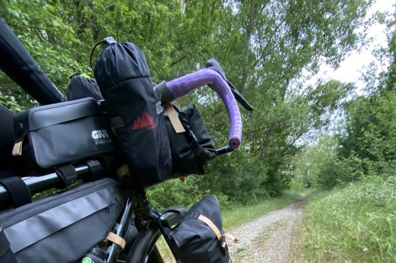 Stem Bag: la borsa capiente e versatile per riporre gli accessori da bici