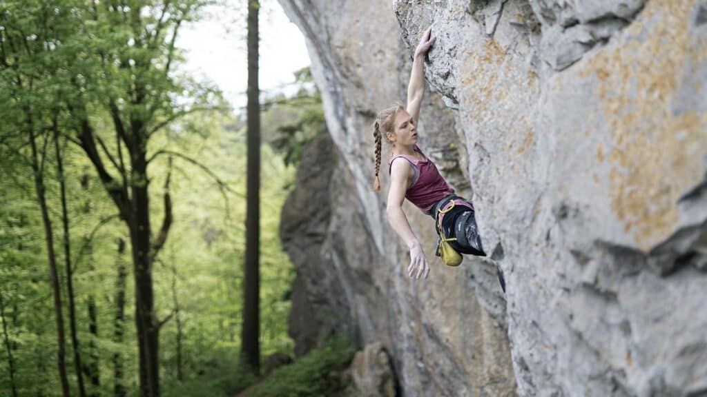 Eliska Adamovska_Rock Empire