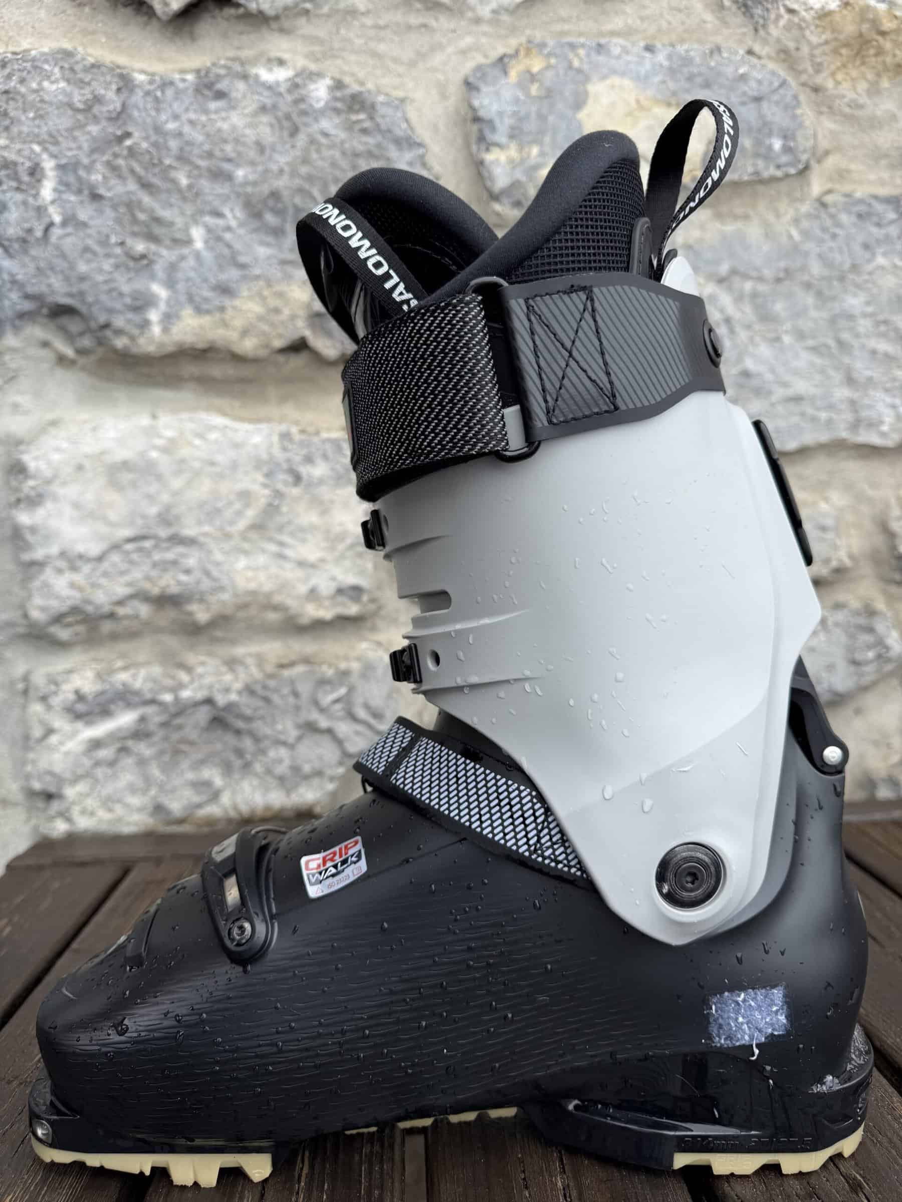 Dettaglio scafo Salomon Shift Supra