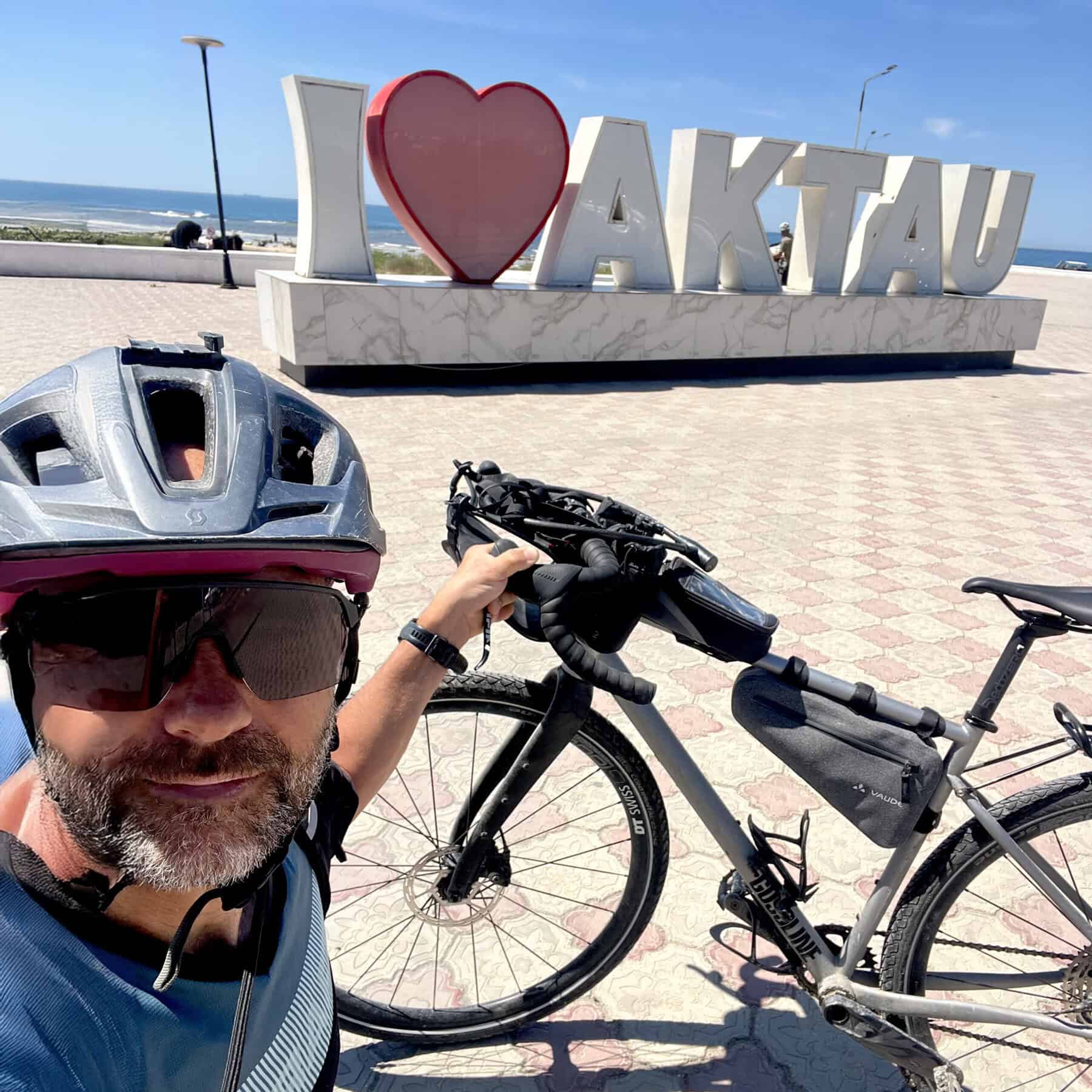 Fine del viaggio ad Aktau sul Mar Caspio.
