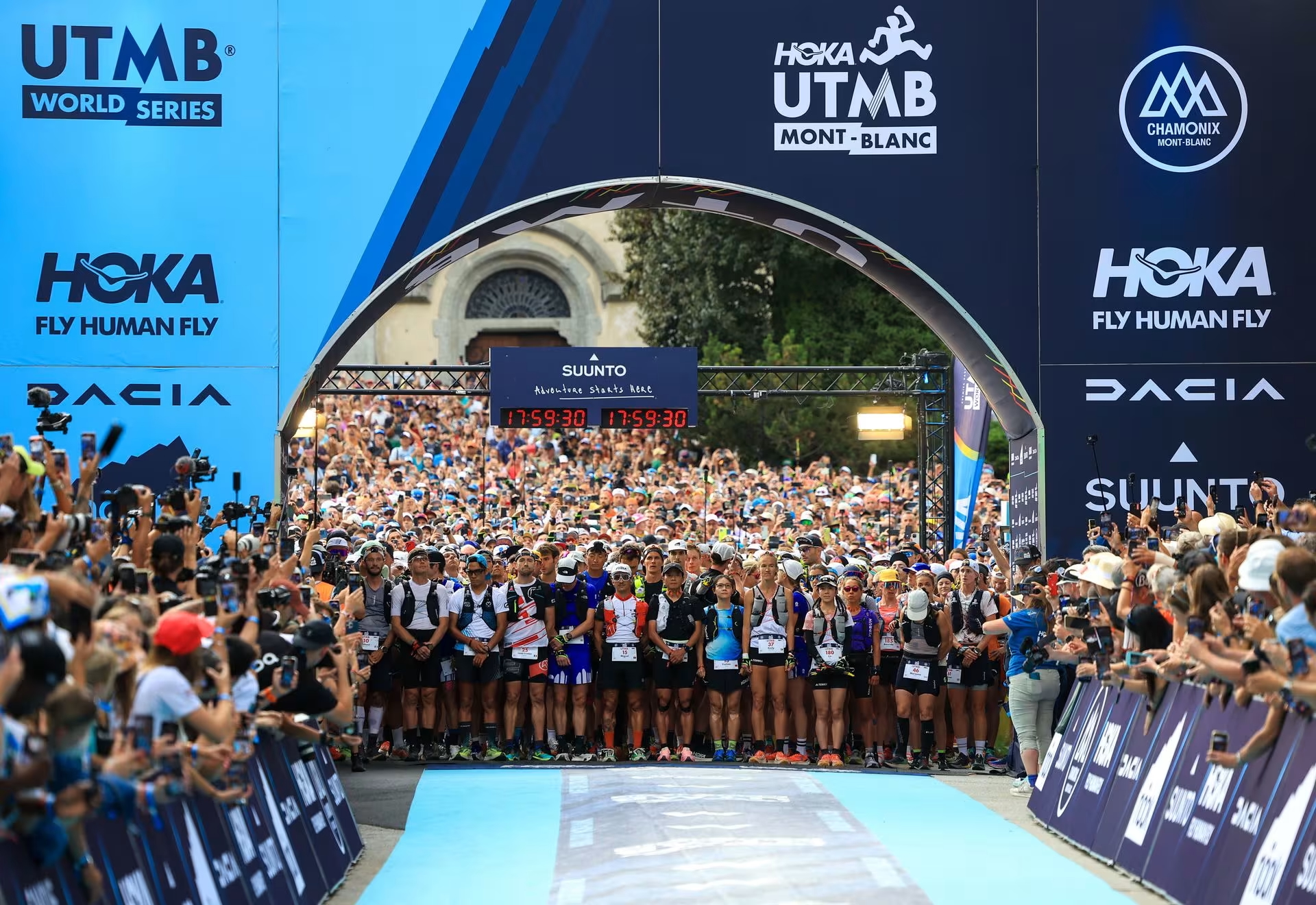 Il momento magico di Chamonix: la patenza dell'UTMB.
