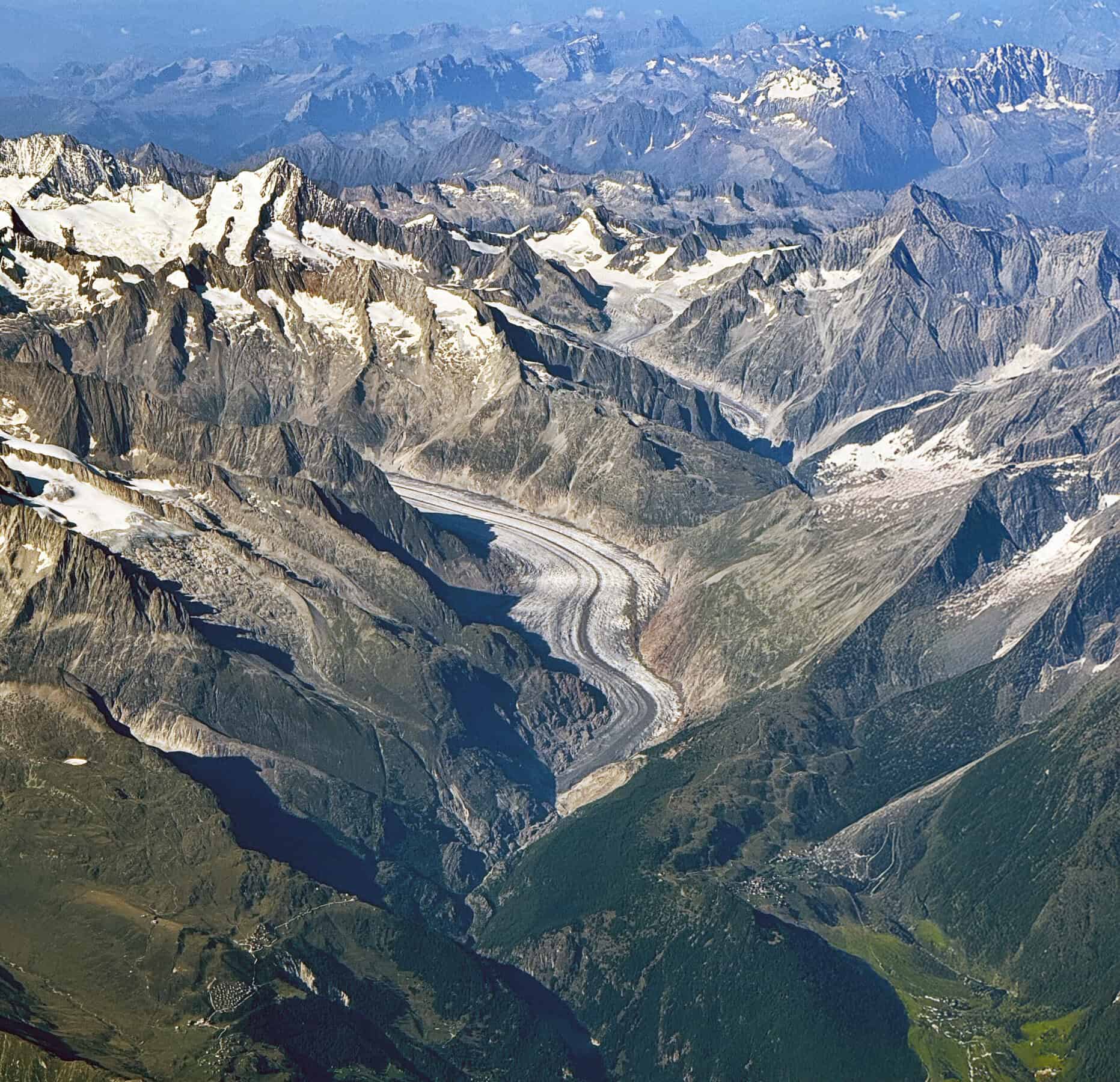 Aletschgletscher, il ghiacciaio più lungo delle Alpi.