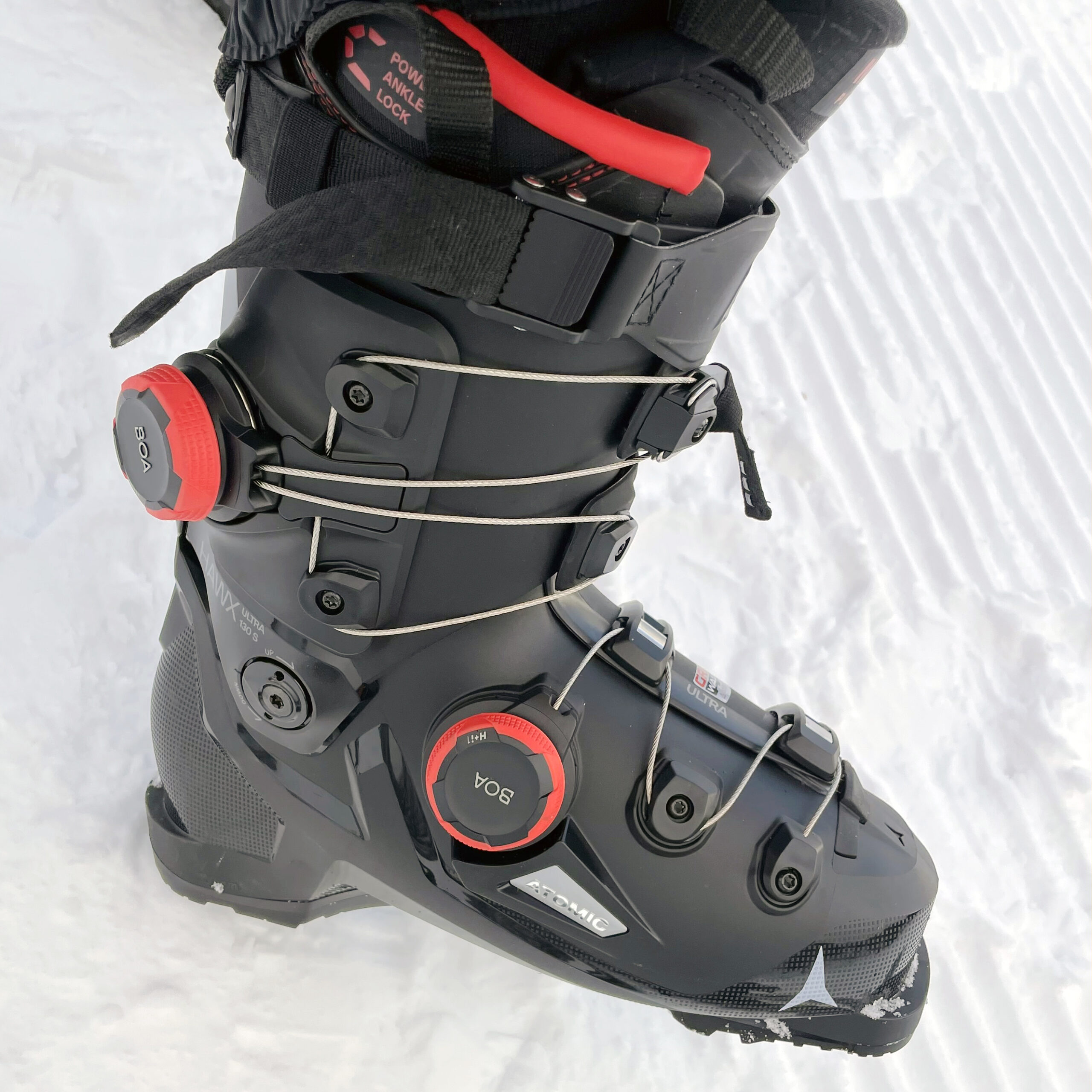 Il Dual Boa applicato all'Hawx Ultra 130s.
