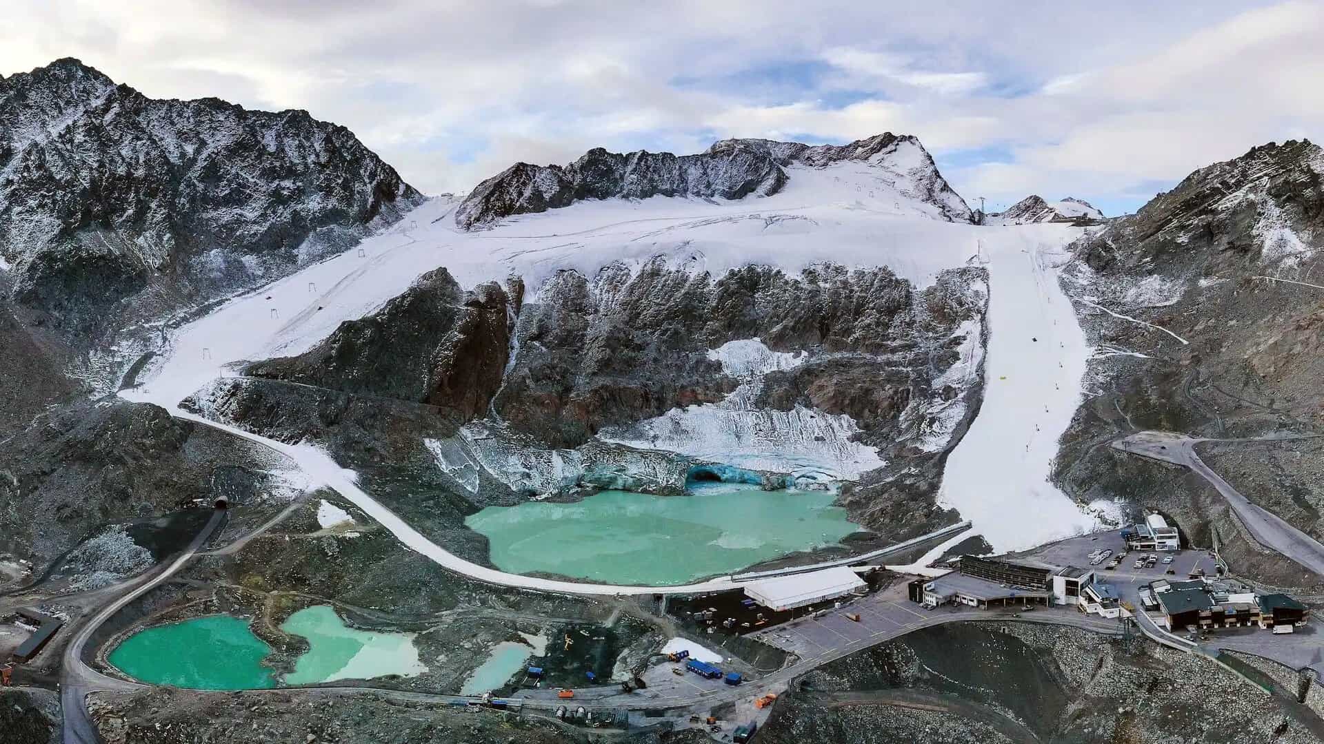 Il ghiacciaio del Rettenbach a Soleden, sempre più esiguo.