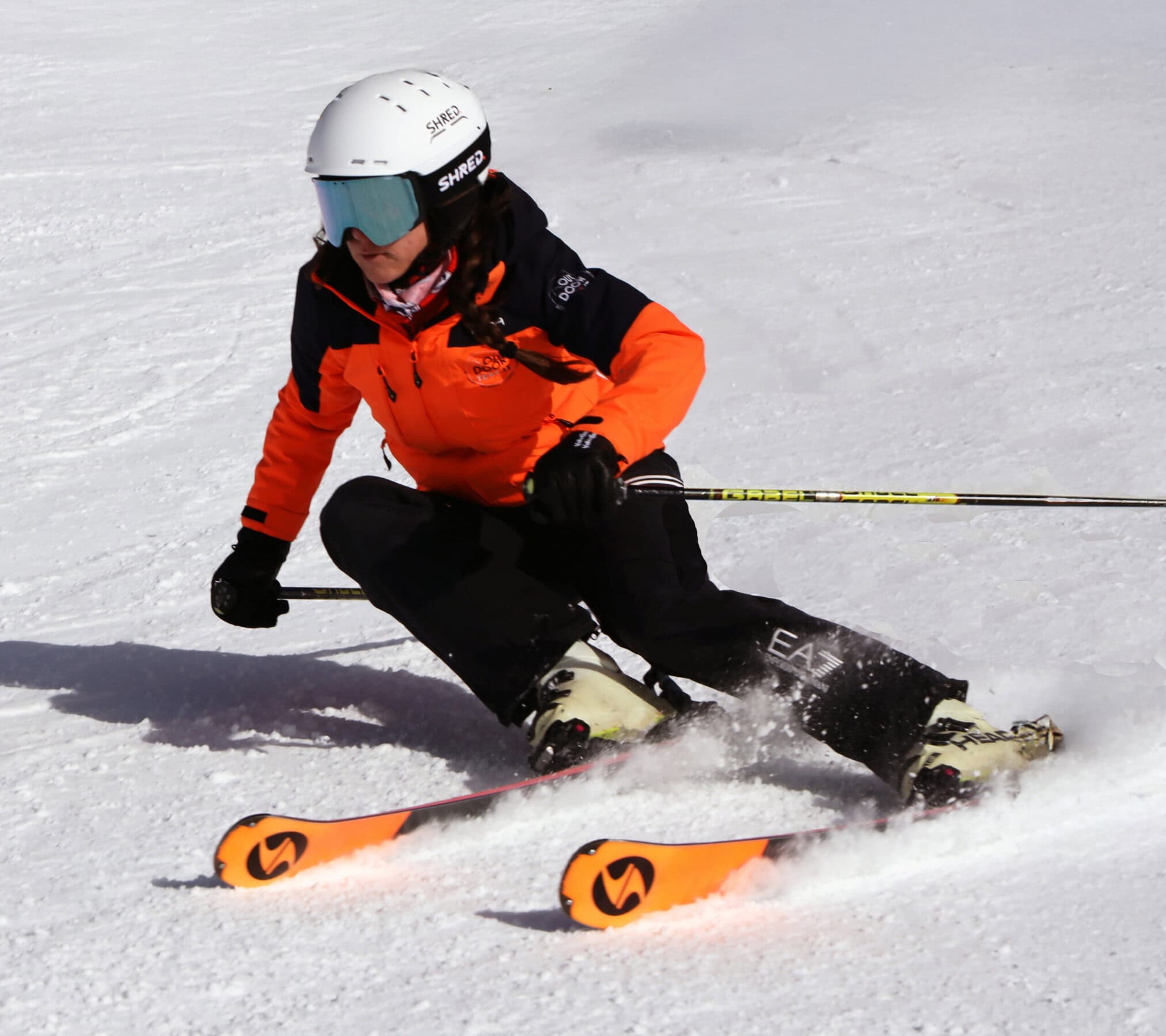 In azione a Cervinia con la maschera Shred. Gratify.