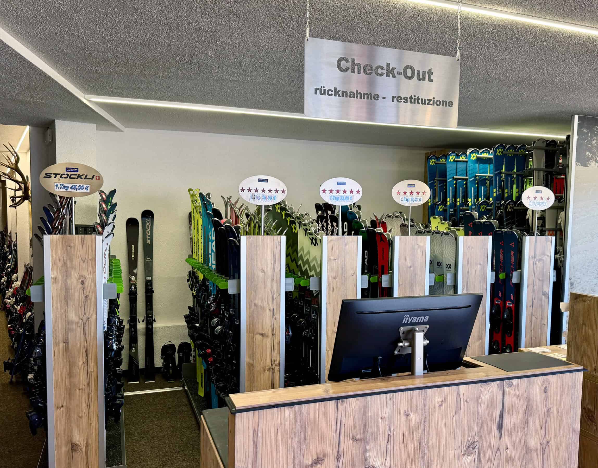 Estetica, tecnologia, accoglienza: il noleggio di qualità ne è la sintesi.