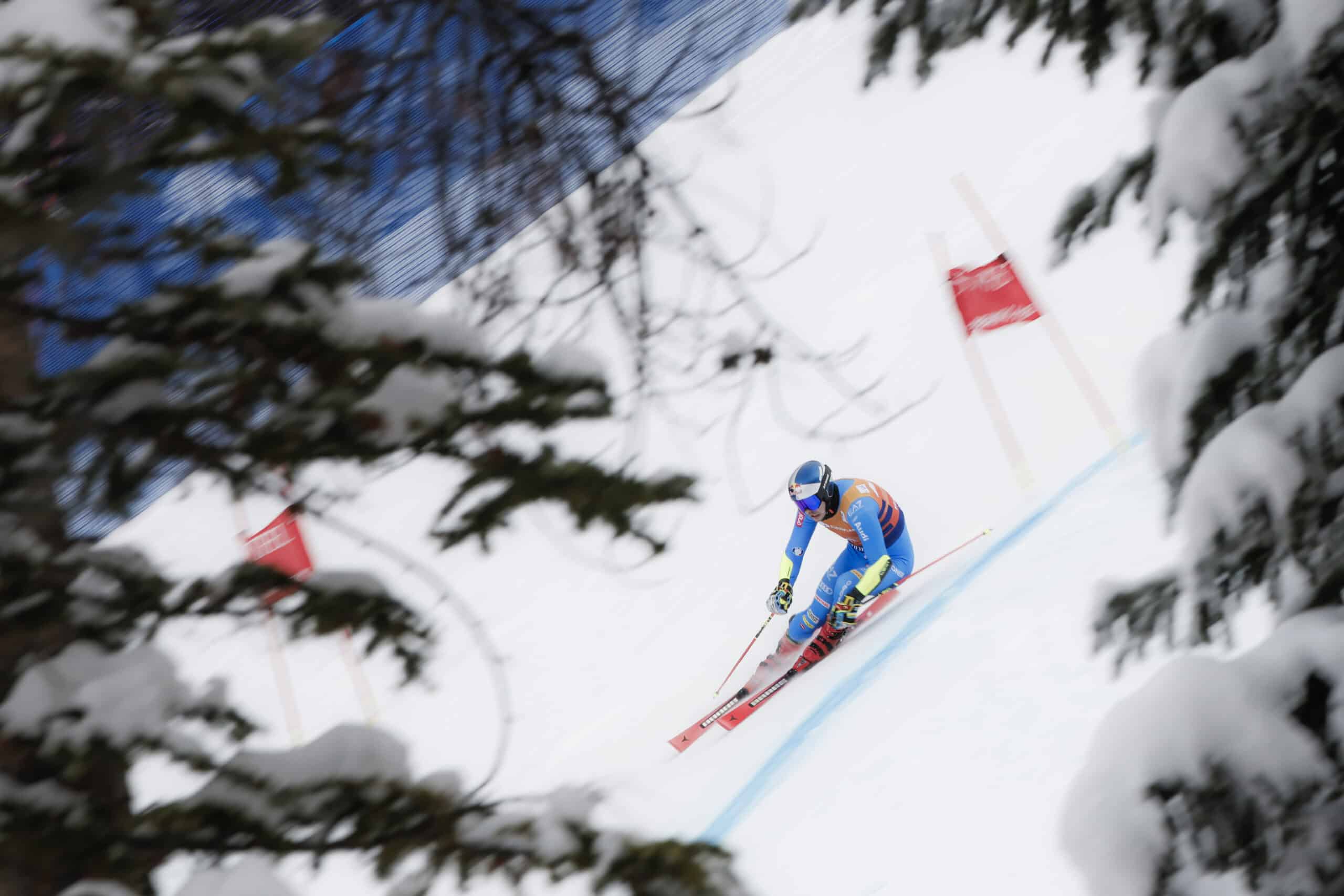 Passaggio suggestivo di Alex Vinatzer a Beaver Creek. Photo Gabriele Facciotti | Pentaphoto
