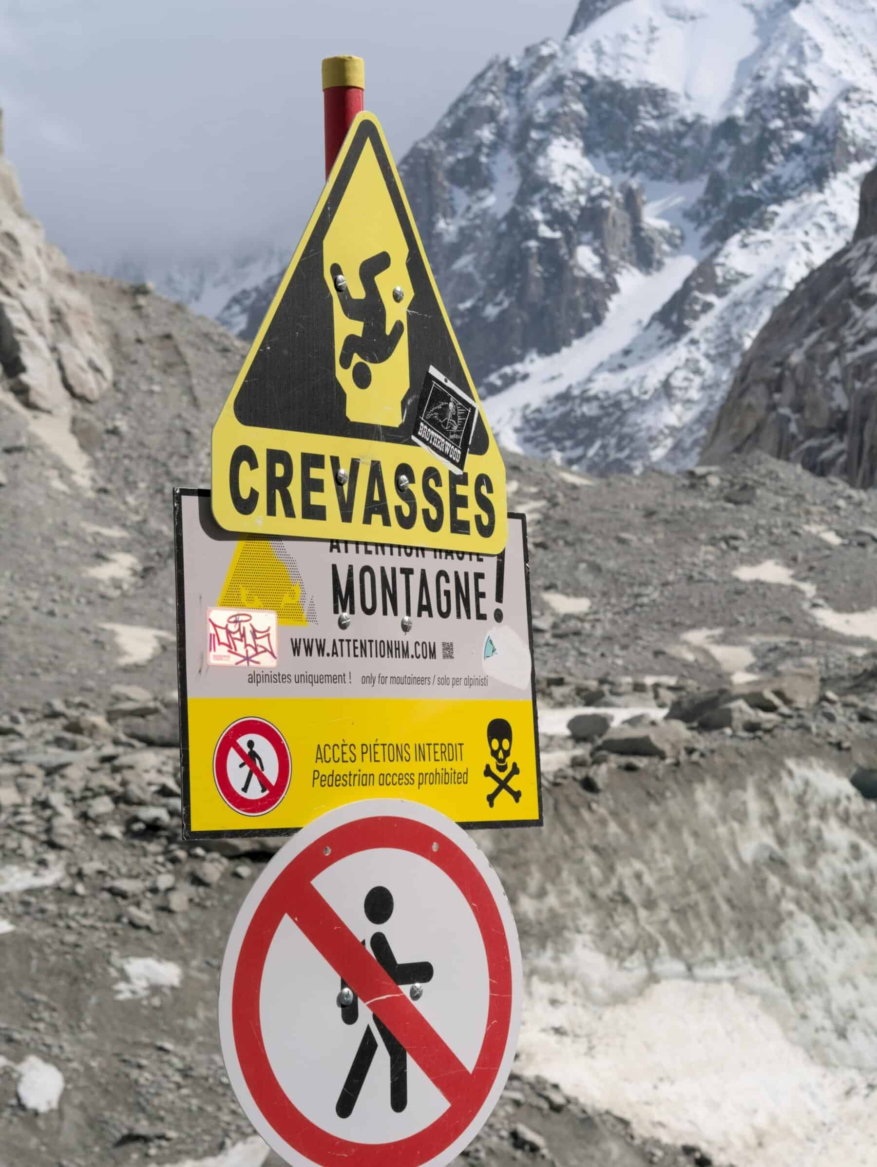 cartelli di area per alpinisti esperti ed equipaggiati