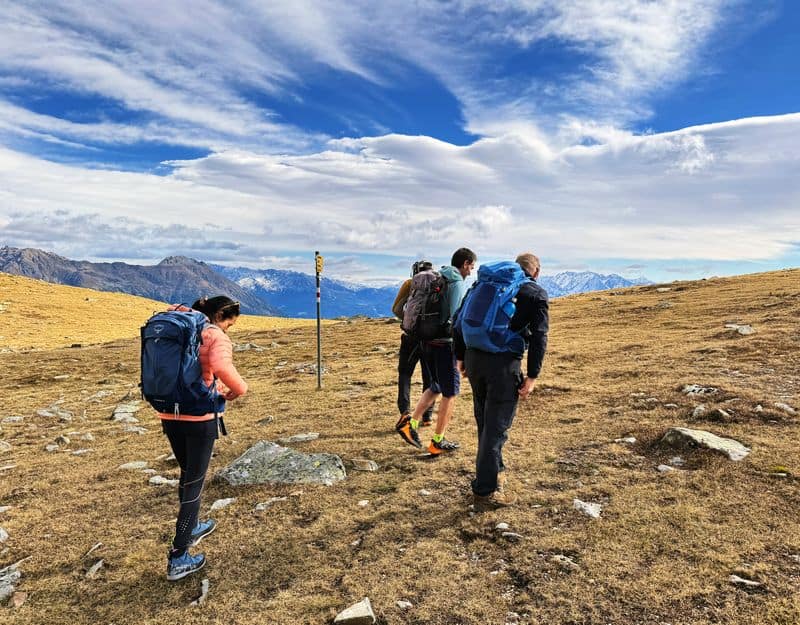 Testers al confine Svizzero con zaino Deuter Futura 26