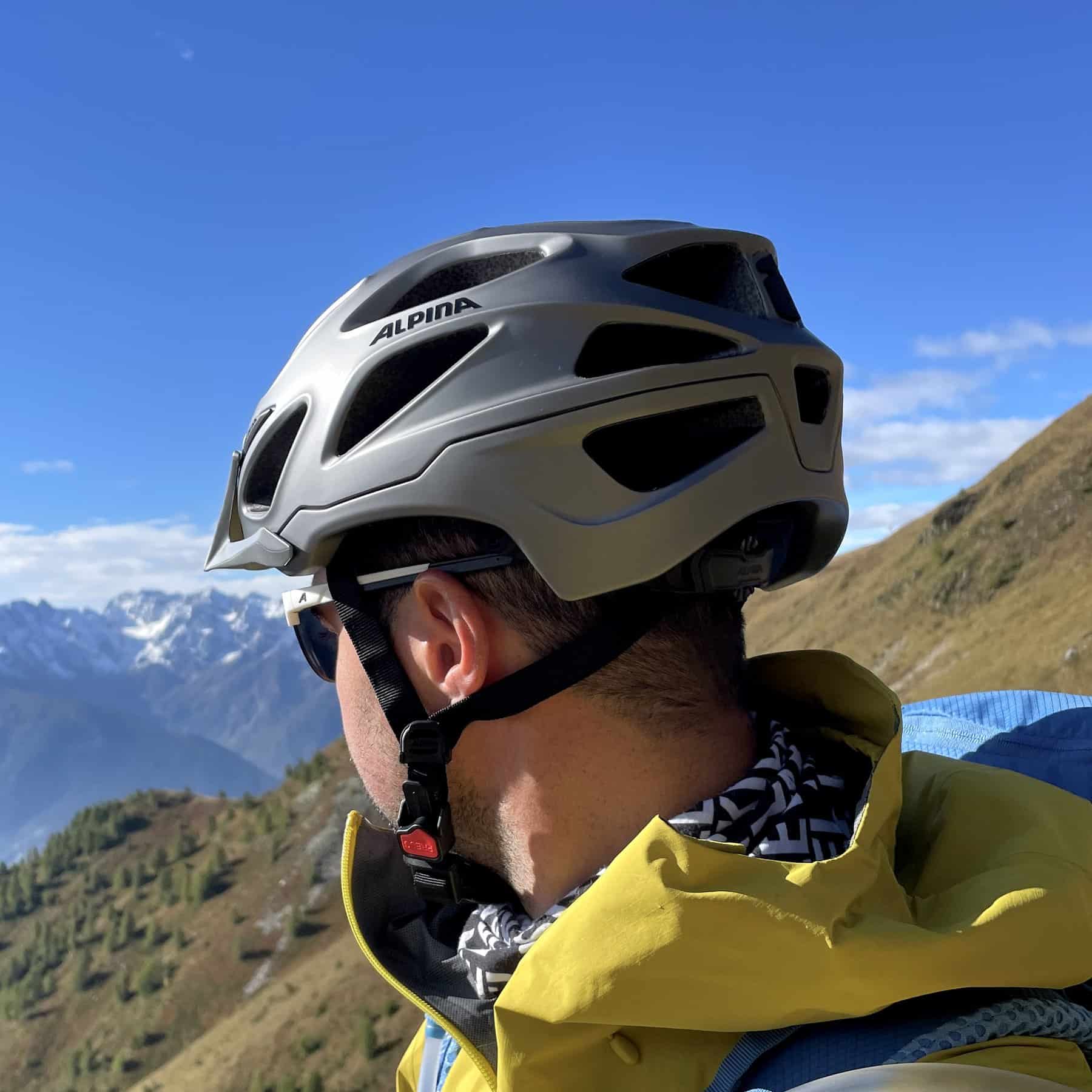 Alpina Mythos 3.0 L.E. protegge la nuca