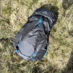 Gregory Focal 48 zaino trekking 48 litri Ozone Black vista frontale