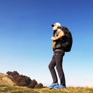 Gregory Focal 48 indossato profilo laterale escursionismo alpino