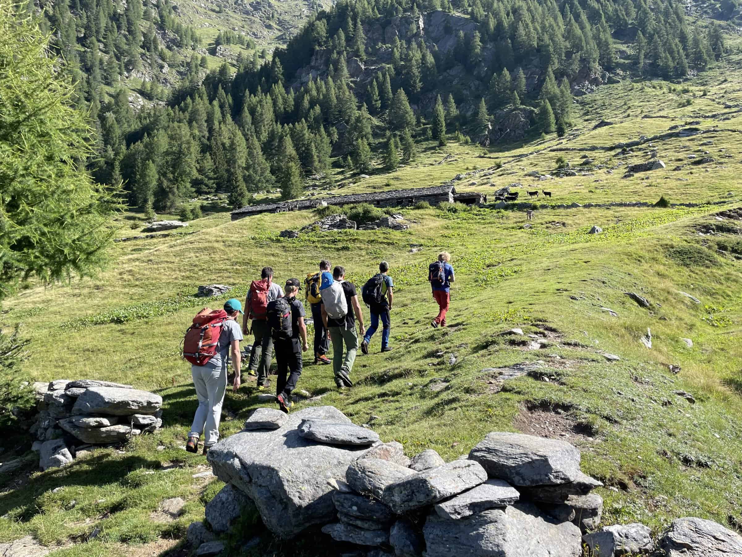Gruppo di escursionisti con AMM