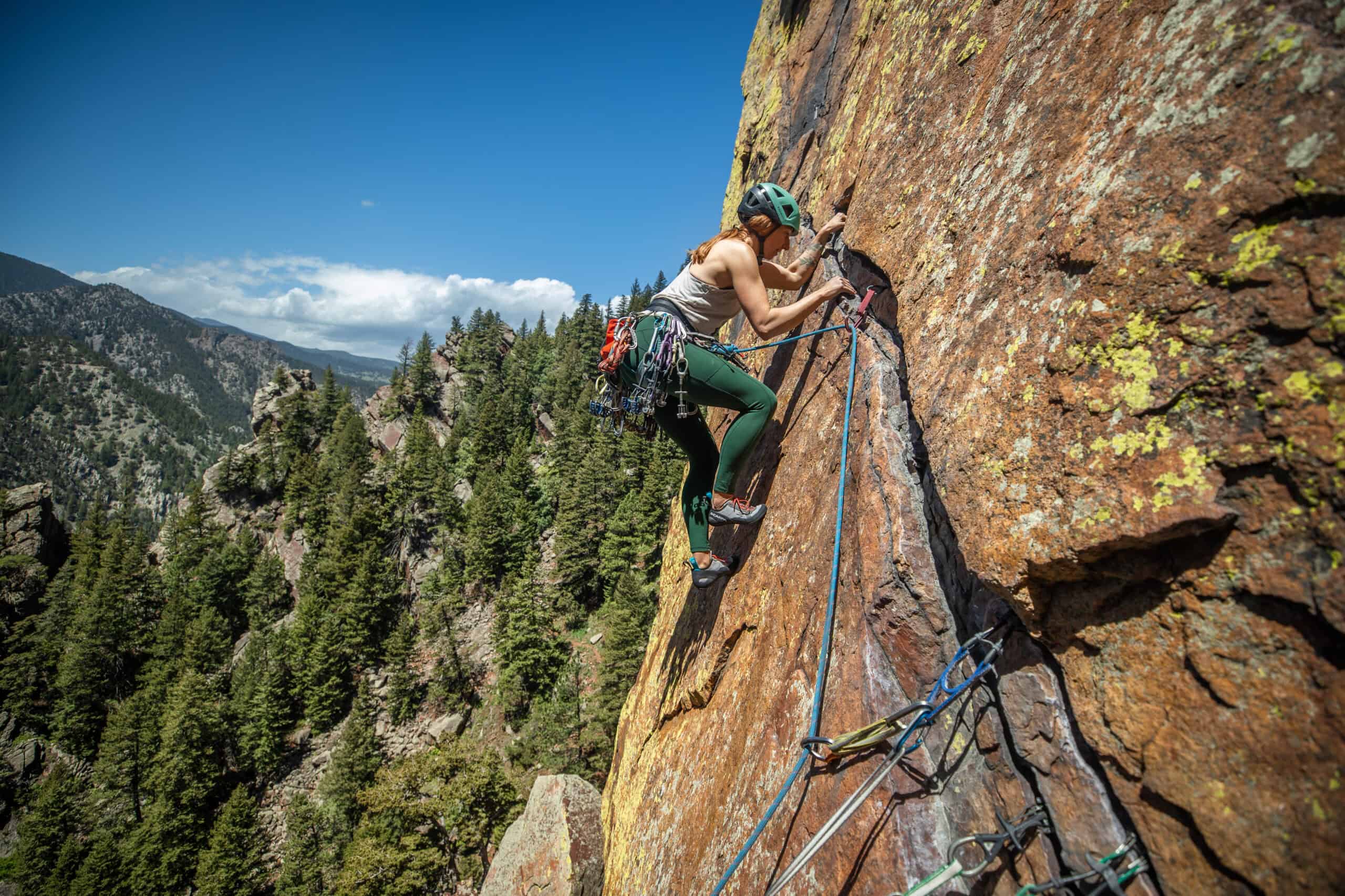 Arrampicatrice con SCARPA HELIX