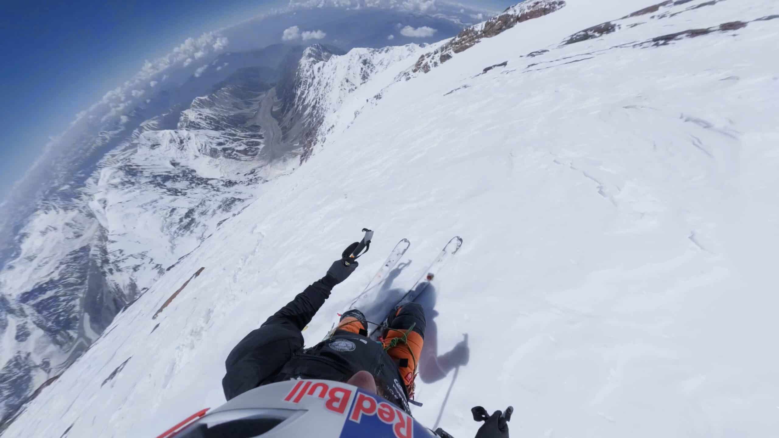 Andrzej Bargiel in discesa dal Nanga Parbat, Pakistan, il 30 giugno 2026