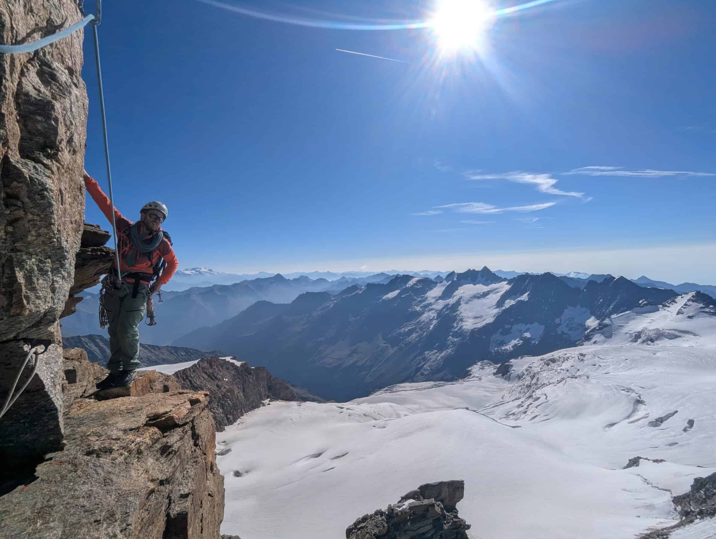 Cresta del Piccolo e Gran Paradiso durante i test della Kayland Phoenix GTX