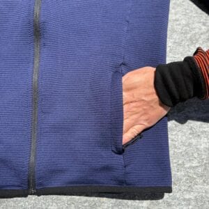 tasca laterale con zip